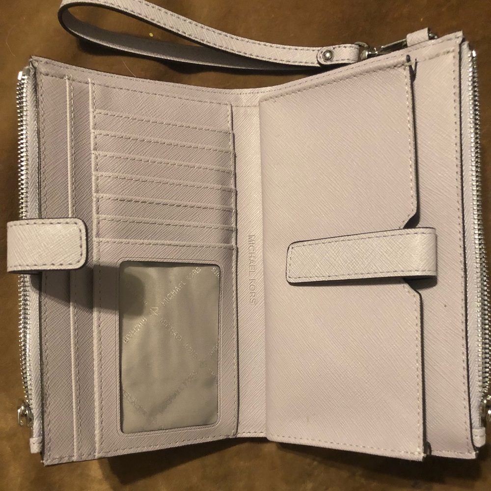 Michael Kors purse and wallet - Picture 4 of 7